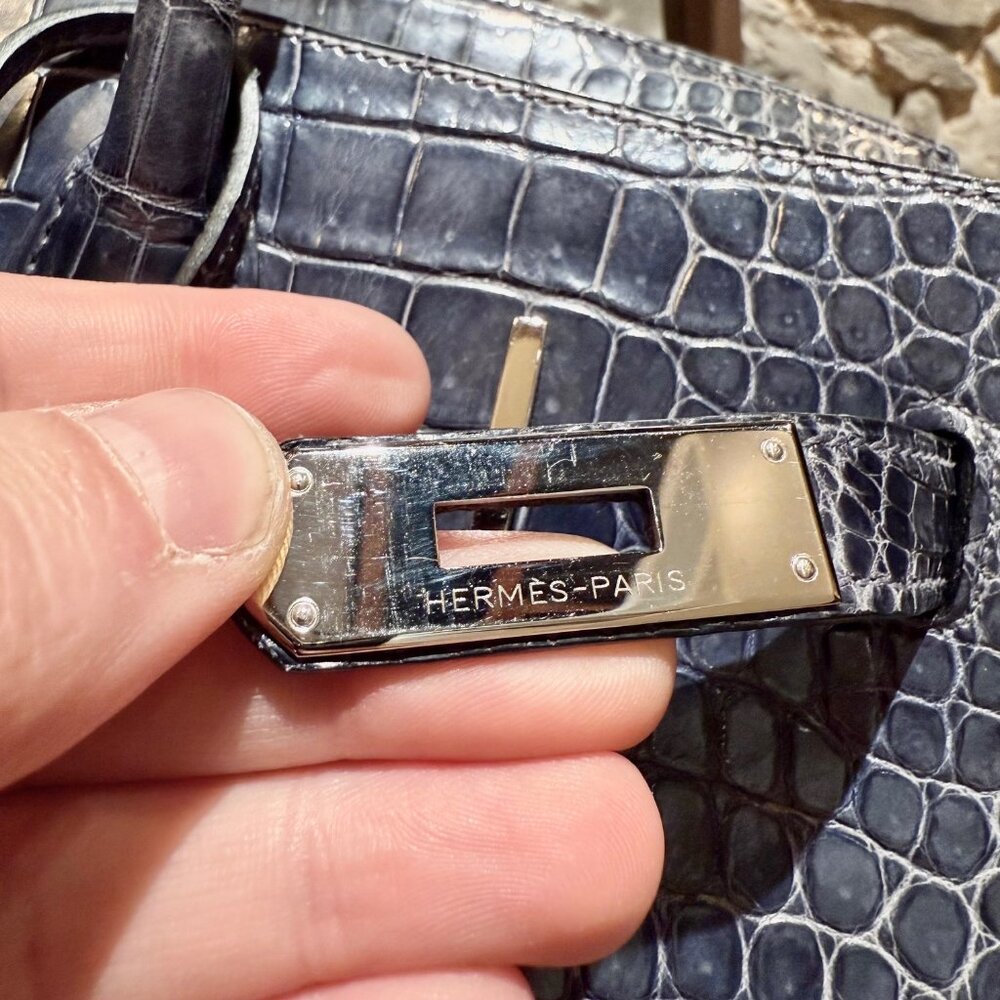 Hermès 2010 Brighton Blue Shiny Porosus Crocodile Birkin 35 Bag - Picture 6 of 16